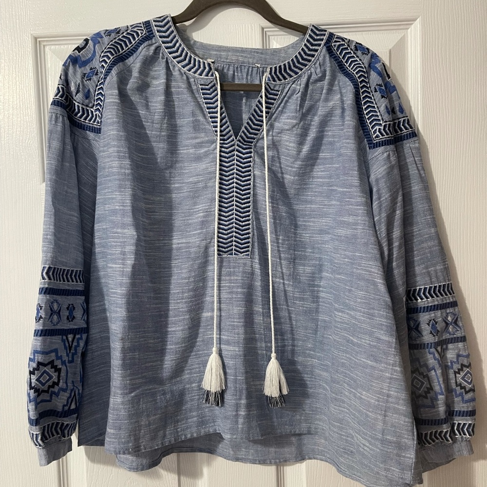Blue traditional pattern blouse